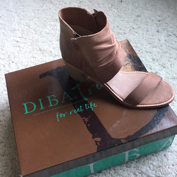 Diba True Shoes - NEW Diba True Catalina Sandals